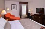 Kamar Tidur 3 Best Western Plus Wichita West Airport Inn