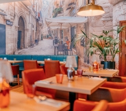 Restaurant 4 Plaza Prague Hotel - Czech Leading Hotels