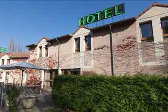 Exterior 4 L'Hôtel des Trois Massifs