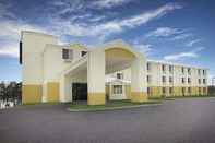 Luar Bangunan Baymont by Wyndham Fort Collins