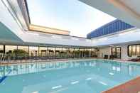 Swimming Pool Novotel Paris Centre Tour Eiffel