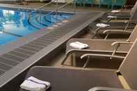 Swimming Pool Radisson Hotel Sudbury