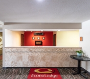 Lobby 3 Econo Lodge