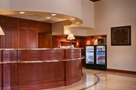 Lobi Best Western Plus Greenwell Inn