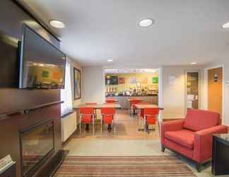 Lobby 2 Comfort Inn Amherst