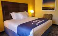 Bedroom 6 Days Inn by Wyndham Atlanta/Southlake/Morrow