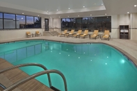 Swimming Pool Courtyard by Marriott Philadelphia City Avenue