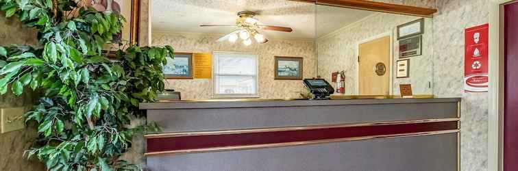 Lobby Econo Lodge Worthington