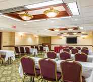 ห้องประชุม 5 Clarion Hotel & Suites Hamden - New Haven