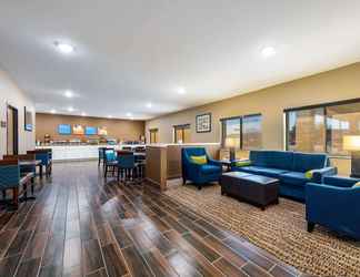 Lobi 2 Comfort Inn Onalaska - La Crosse Area