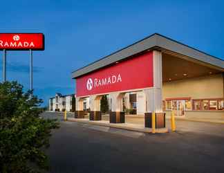 Exterior 2 Ramada by Wyndham Bismarck