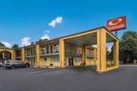 Exterior Econo Lodge Thomaston