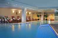 Swimming Pool Hotel Palace Berlin