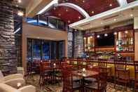 Quầy bar, cafe và phòng lounge Royal Canadian Lodge