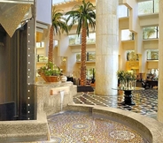 Lobi 3 Sheraton Casablanca Hotel & Towers