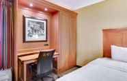 Kamar Tidur 3 Hampton Inn Pittsburgh-Airport