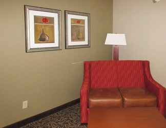 Lobby 2 Clarion Inn & Suites - University Area