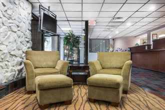 Lobi 4 Quality Inn & Suites Binghamton Vestal