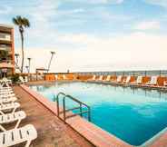 Swimming Pool 2 Quality Inn Oceanfront