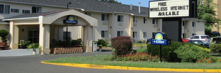 Exterior Days Inn by Wyndham Runnemede Philadelphia Area