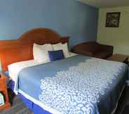 ห้องนอน 7 Days Inn by Wyndham Runnemede Philadelphia Area