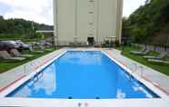 Swimming Pool 6 Hampton Inn Pittsburgh/Greentree