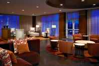 Bar, Kafe dan Lounge Marriott Louisville East