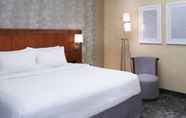 ห้องนอน 7 Courtyard by Marriott Detroit Dearborn