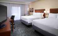 ห้องนอน 4 Courtyard by Marriott Detroit Dearborn