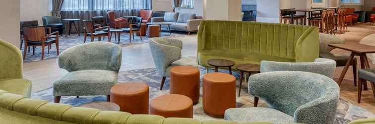 Sảnh chờ DoubleTree by Hilton London Elstree