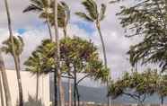 Điểm tham quan lân cận 2 Maui Beach Hotel