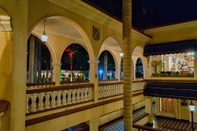 Bar, Cafe and Lounge Hotel El Prado