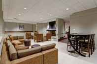 Lobi Best Western London Airport Inn & Suites