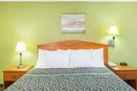 Bedroom Days Inn by Wyndham Brownsville