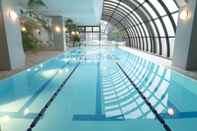 Swimming Pool Hotel Nikko Fukuoka
