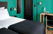 Kamar Tidur 6 New Hotel le Voltaire