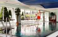 Swimming Pool 6 Best Western Macrander Hotel Dresden