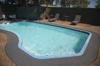 Swimming Pool Bega Downs Motor Inn