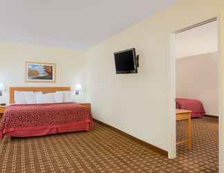 Kamar Tidur 2 Days Inn by Wyndham Fremont