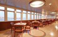 Restaurant 2 The Queen Mary