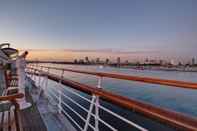 Swimming Pool The Queen Mary