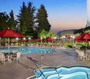 Swimming Pool 7 Sacramento Marriott Rancho Cordova