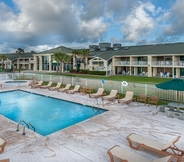 Swimming Pool 2 Days Inn & Suites by Wyndham Jekyll Island