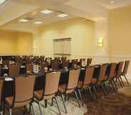 Functional Hall 4 Doubletree Suites by Hilton at The Battery Atlanta