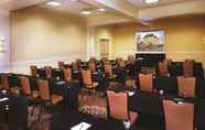 Functional Hall 5 Doubletree Suites by Hilton at The Battery Atlanta