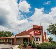 Exterior 2 Econo Lodge Pittsburgh I-79