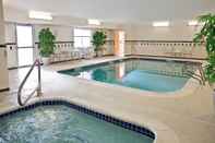 Swimming Pool Fairfield Inn & Suites Spokane Downtown