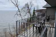 Common Space The Cliff Dweller on Lake Superior