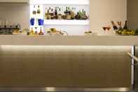 Bar, Cafe and Lounge UNAHOTELS Bologna Fiera