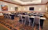 ห้องประชุม 7 Hilton Chicago/Oak Brook Suites